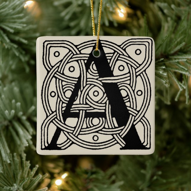 Letter A Vintag Celtic Knot Monogram Keramikornament (Baum)