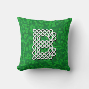 Letter B Celtic Knot Alphabet Kissen
