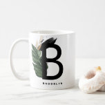 Letter B Monogram Gold Foil Tropical Personalisier Kaffeetasse<br><div class="desc">Maßgeschneiderte B-Monogramm-Tasse mit tropischen Aquarellfarben-Blätter mit Imitaten mit Goldfolie und Aquarellpinsel-Akzenten. Personalisieren Sie diese tropische Monogramm-Tasse,  indem Sie Ihren Namen oder andere Details hinzufügen. Dieser Buchstabe B mit Monogramm Tasse wird als Geschenk perfekt sein. Andere Briefe sind verfügbar.</div>