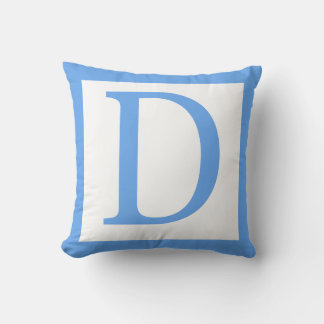 Letter D Baby Blue Border Kissen