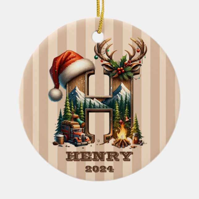 Letter H Rustic Holiday Monogram mit Camper Scene Keramik Ornament (Vorne)