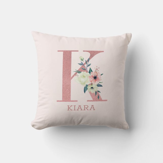 Letter K Pink Watercolor Floral Monogram Kinderzim Kissen (Vorderseite)