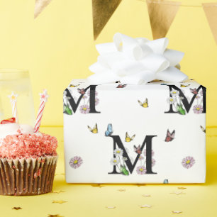 Letter M Floral Watercolor Butterfly Monogramm Geschenkpapier