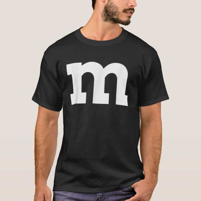 Letter M Simple Lazy Halloween Costume Group Gesch T-Shirt (Vorderseite)