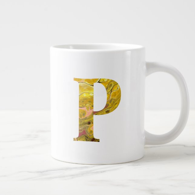 Letter P Yellow Gold Boho Marmormonogramm Jumbo-Tasse (Rechts)