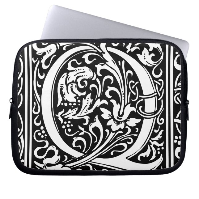Letter Q Mittelalterliche Monogram Art Nouveau Laptopschutzhülle (Vorderseite)