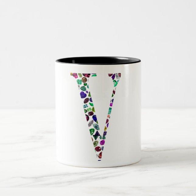 Letter V Monogramm Zweifarbige Tasse (Mittel)