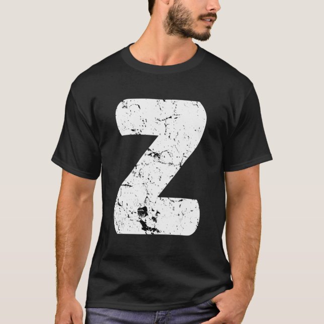 Letter Z Big Hauptstadt Alphabet Monogramm gestört T-Shirt (Vorderseite)