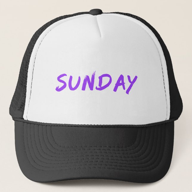 Lettering Design ‘Sunday’ in Purple Truckerkappe (Vorderseite)
