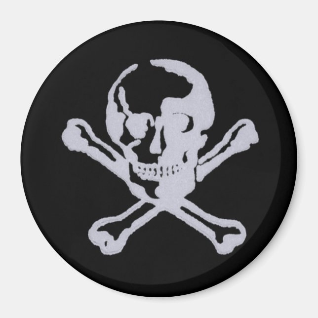 Letterpress Style Piratenflagge Magnet (Vorne)