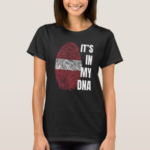 Lettische Flagge Dna Fingerprint Lettland T-Shirt