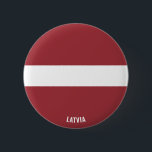 Lettische Flagge Niedlich Patriotisch Button<br><div class="desc">Lettische Flagge Niedlich Patriotische Taste mit der lettischen Flagge auf dem Button. Der Name des Landes ist in das Design am unteren Rand des Bildes eingebunden. Der Text kann mit der Funktion "Anpassen!" vollständig angepasst werden. Dieser schöne Lettland Button ist das stilvolle Geschenk für jeden Anlass. © 2021 LnderOfTheWorld</div>
