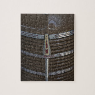 Lettland, Riga, Riga Motor Museum, Kapuzendekorati Puzzle