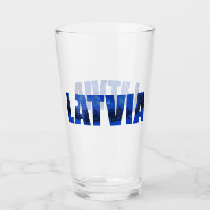 Lettland Winterabendtext mit Reflektion Glas