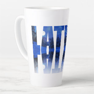 Lettland Winterabendtext mit Reflektion Milchtasse