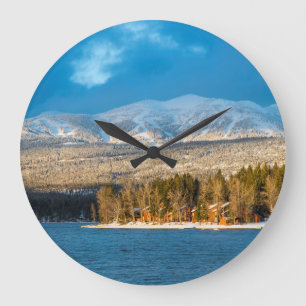 Letzte Tage schleicht sich das letzte Licht auf de Große Wanduhr