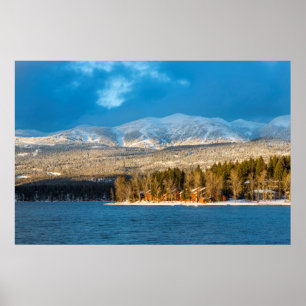 Letzte Tage schleicht sich das Licht auf den Skier Poster