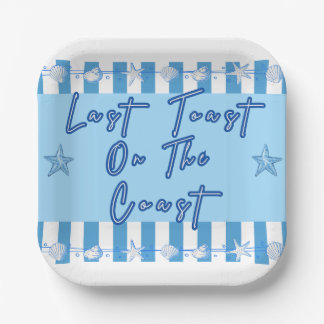 Letzten Toast auf den Tellern des Küstenbacheloret Pappteller