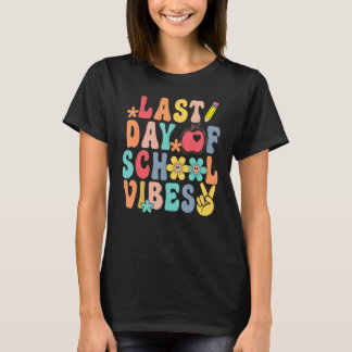 Letzter Schultag Vibes Kinder Dozent Grad T-Shirt