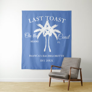 Letzter Toast am Junggeselinnen-Abschied am Strand Wandteppich