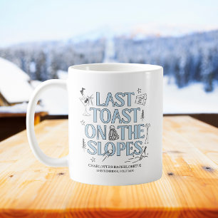 Letzter Toast auf den Pisten Blaue Ski-Junggeselli Kaffeetasse