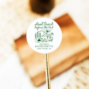 Letzter Weg vor dem Schleier-Junggeselinnen-Abschi Runder Aufkleber