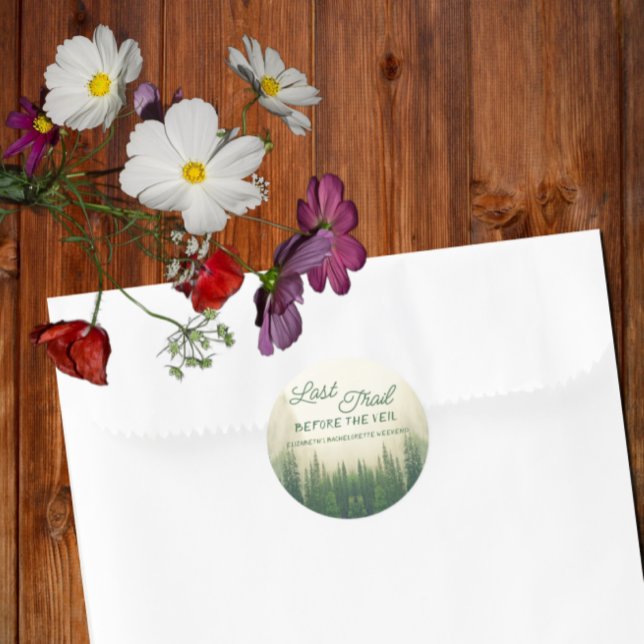 Letzter Weg vor dem Veil Bachelorette Runder Aufkleber (Von Creator hochgeladen)