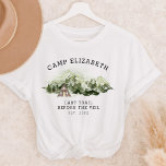 Letzter Weg vor dem Veil Bachelorette Wochenende T-Shirt<br><div class="desc">Dieses Design besticht durch einen schönen Aquarellwald. Mit dieser Kollektion bereiten Sie sich auf ein lustiges Wochenende in den Bergen vor!</div>