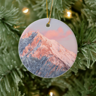 Letztes Sonnenlicht auf dem Berg Storžič, Slowenie Keramik Ornament