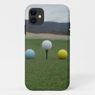 leuchtend farbige Golfbälle auf einem Berg Case-Mate iPhone Hülle