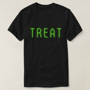 Leuchtend Grüne Süßigkeiten Halloween T-Shirt