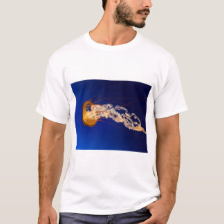 Leuchtende Quallen-Ozean-Kunst T-Shirt