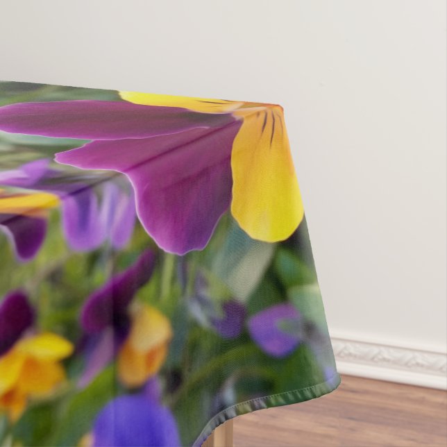 leuchtende Stiefmütterchen Tischdecke (Beispiel)
