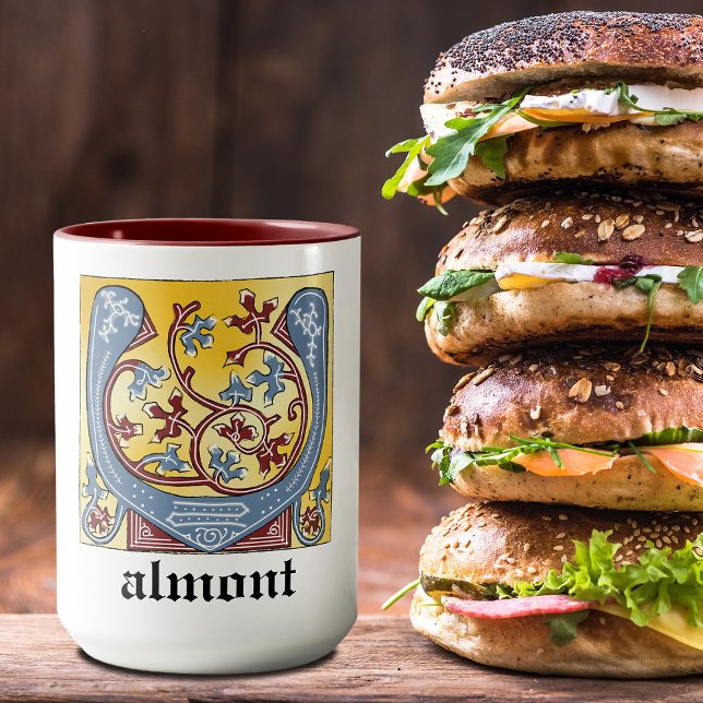 Leuchtender Brief des Mittelalters in Blau und Rot Tasse (Von Creator hochgeladen)