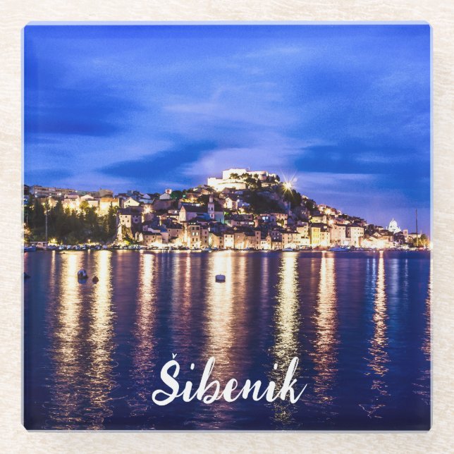 Leuchtender Hafen in Sibenik, Kroatien Glasuntersetzer (Vorderseite)