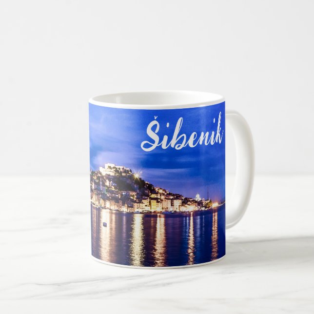 Leuchtender Hafen in Sibenik, Kroatien Kaffeetasse (VorderseiteRechts)