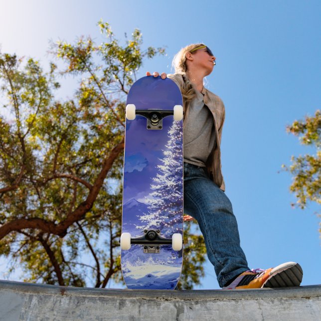 Leuchtender Weihnachtsbaum Schneebedeckte Bergland Skateboard (Außenbereich 1)