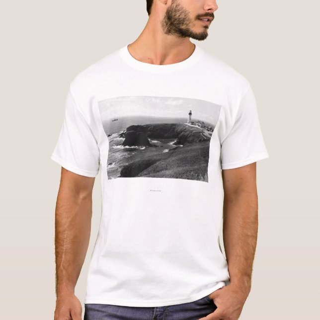 Leuchtturm-Ansicht Newports, Oregon Yaquina T-Shirt (Vorderseite)