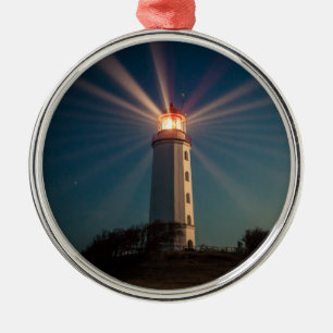 Leuchtturm auf einem Hügel, der nachts glänzt Ornament Aus Metall