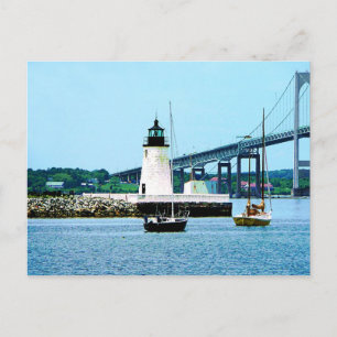 Leuchtturm, Brücke und Boote, Newport, RI Postkarte