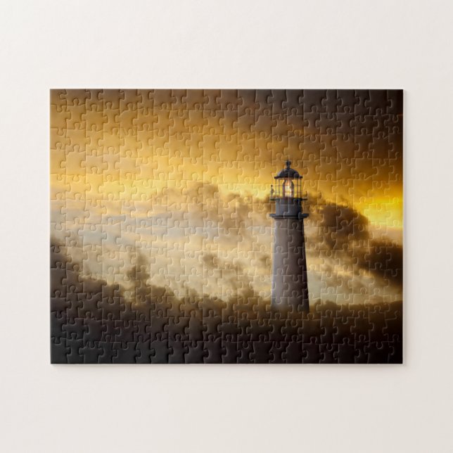 Leuchtturm, der unter drastischen Himmel glüht Puzzle (Horizontal)