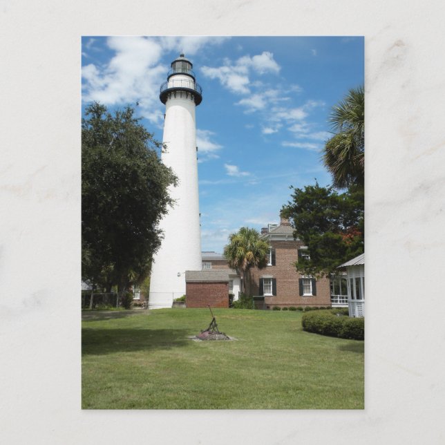 Leuchtturm gegen einen Sommer-Himmel Postkarte (Vorderseite)