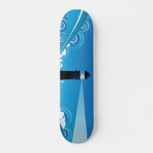 Leuchtturm im Jugendstil im Meer Skateboard