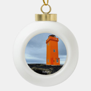 Leuchtturm in Island - Weihnachtsschmuck in der Ke Keramik Kugel-Ornament
