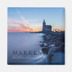 Leuchtturm Paard van Marken in einem blauen Magnet