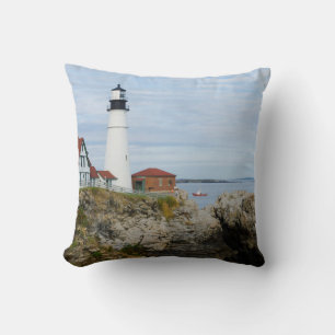 Leuchtturm Portland Headlight auf felsigem Ufer Kissen