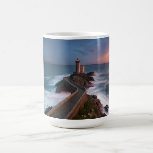 Leuchtturm-Sonnenuntergang Plouzané Finistère, Tasse