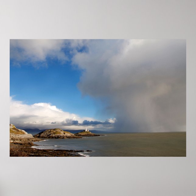 Leuchtturm und nahender Sturm Poster (Vorne)