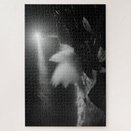 Leuchtturm Vigil über Sturmsee Monochrome Kunst Puzzle