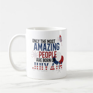 Leute geboren am 4. Juli in der Kaffeetasse
